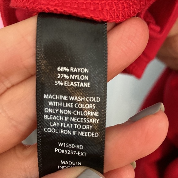 Betabrand Straight-Leg | Two-Pocket Dress Pant Yoga Pants (Poinsettia) Size 1X P - Picture 6 of 6